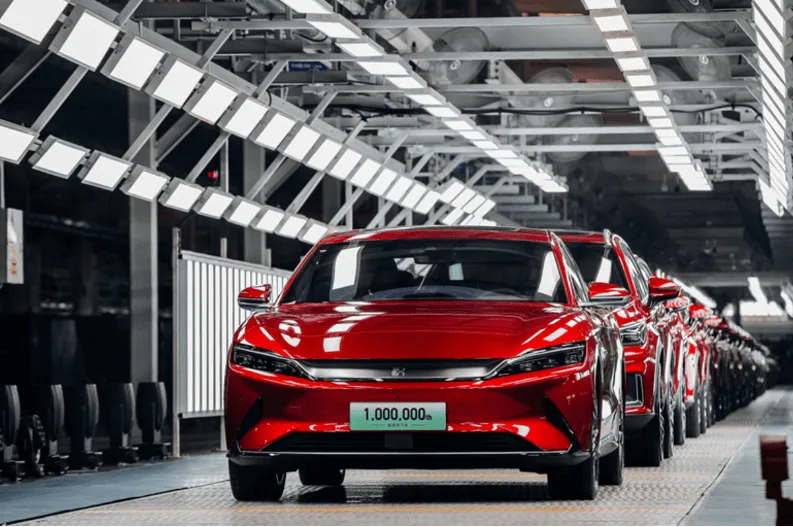 BYD الصينية تزيح "تسلا" عن عرش السيارات الكهربائية