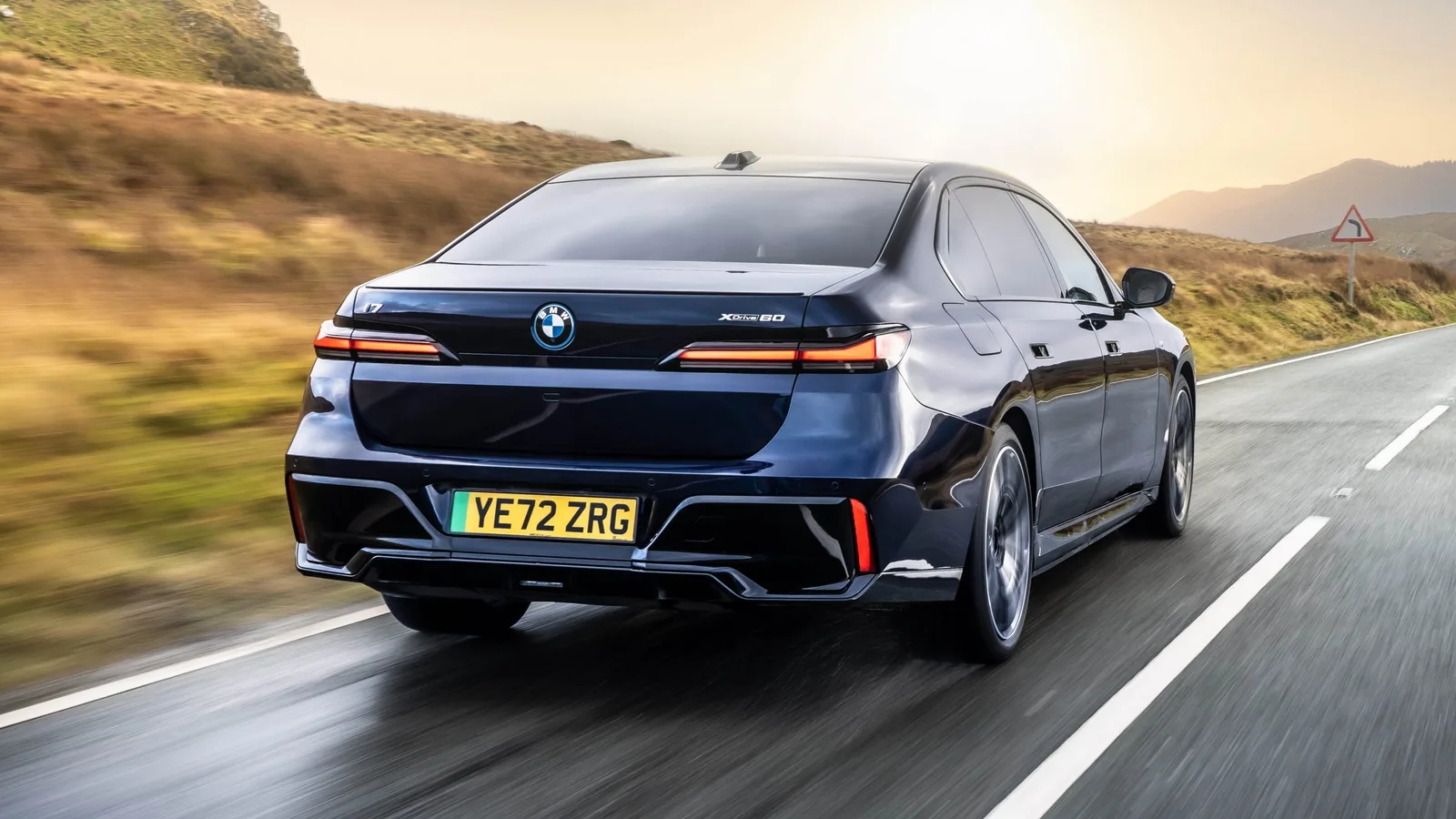 أضخم مستوردين لسيارات البي إم دبليو BMW