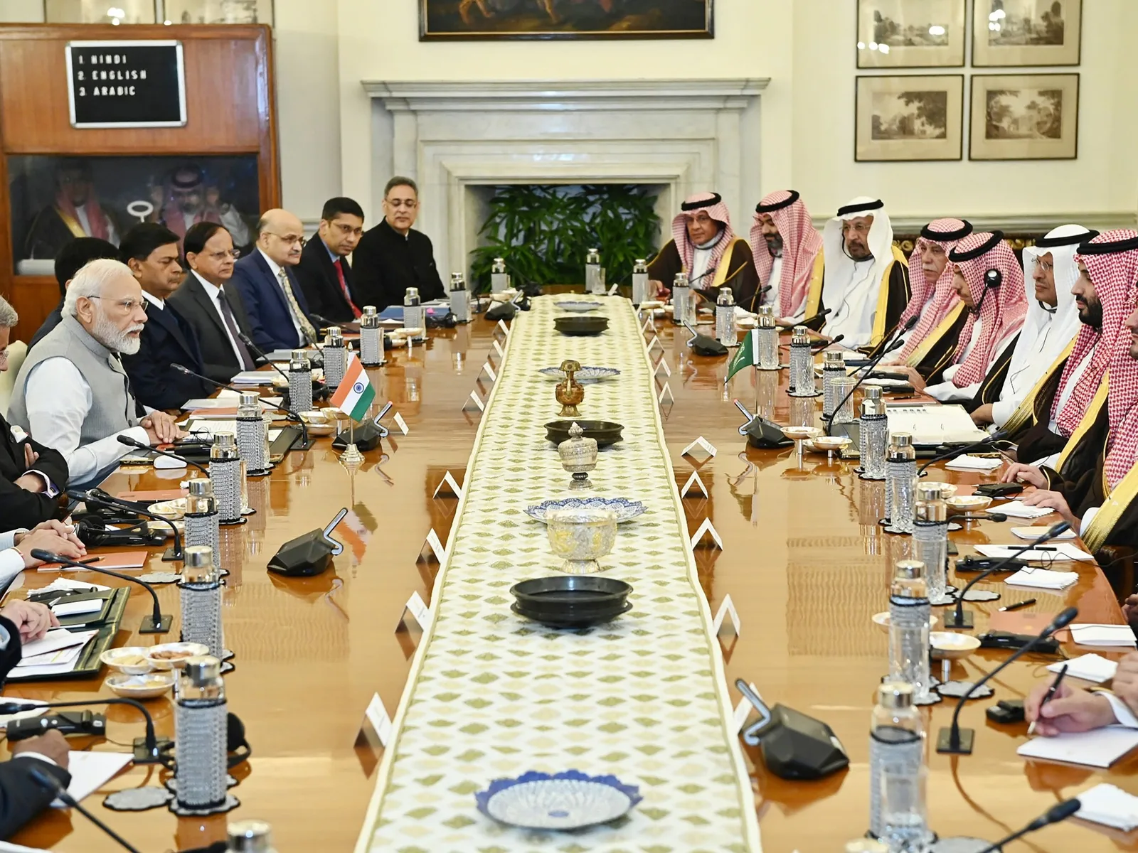 السعودية تعتزم استثمار 100 مليار دولار في الهند