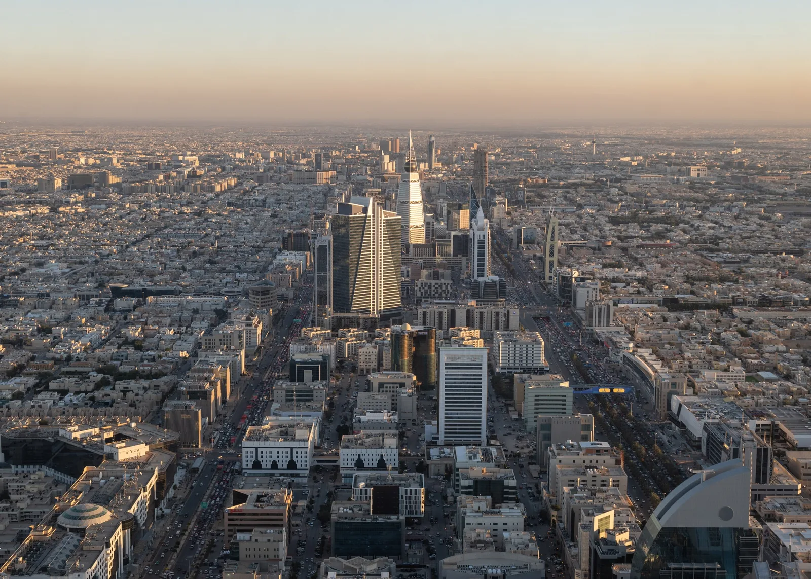 السعودية تنجح في ترتيب قرض دولي بنحو 11 مليار دولار