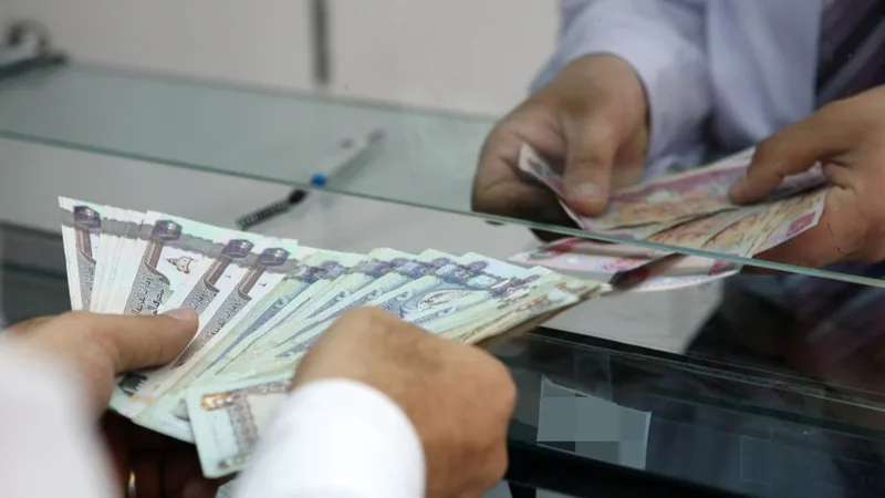التحويلات المالية بالإمارات تتجاوز 7.9 تريليون درهم خلال 5 أشهر