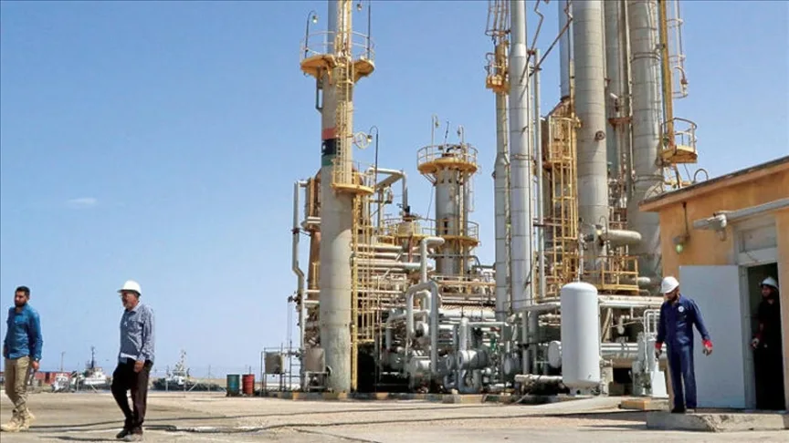 ليبيا تعلن رسمياً خفض إنتاج النفط بالبلاد بنسبة 20%