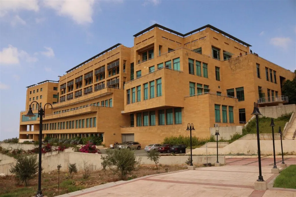 أفضل 10 جامعات عربية