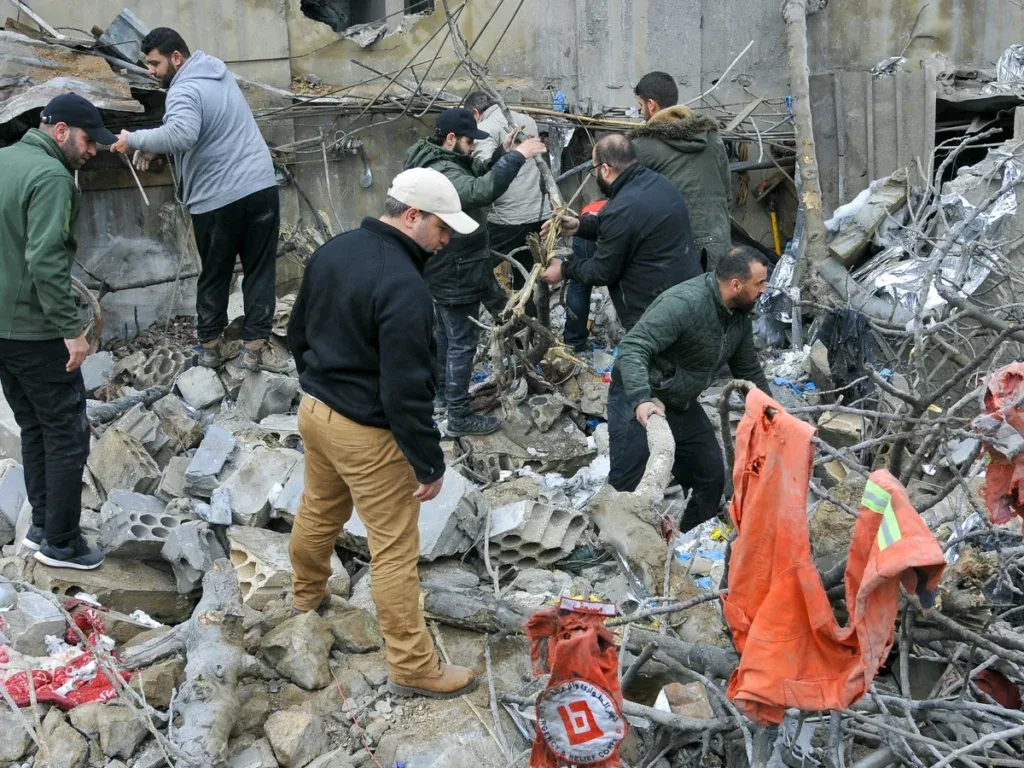تصعيد جنوب لبنان: حصيلة الضحايا تتجاوز 2000 قتيل