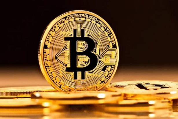بتكوين يكسر حاجز 110 آلاف دولار